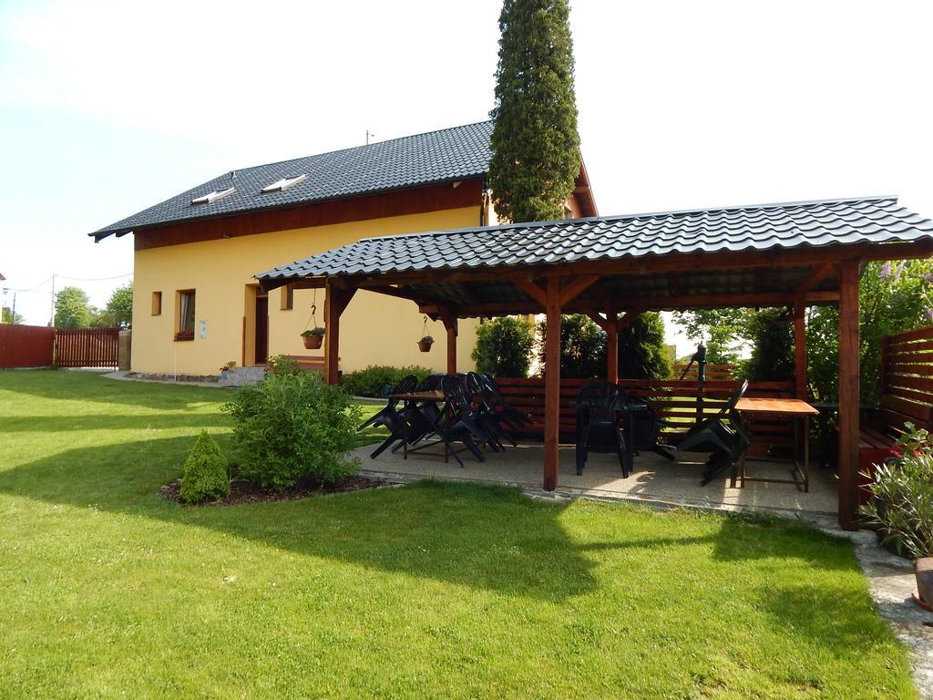 Penzion V Hajku Vřesina Exteriör bild